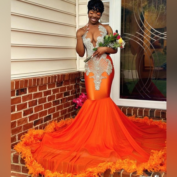 MEET MYKEENA 😊🩷 - Picture 6 of 9